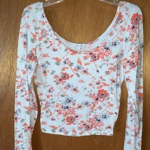 Delia*s - long sleeve, crop top